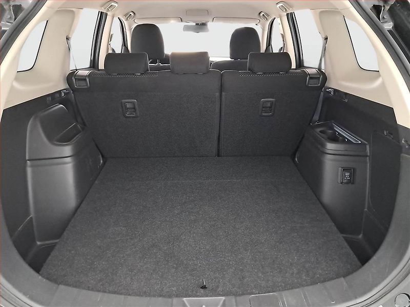 Mitsubishi Outlander (2019) 2.0, 4X4, Automat, ČR,1.maj - fotka 14 z 21