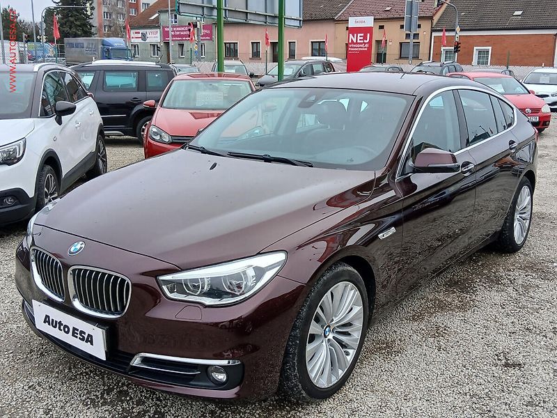 BMW Řada 5 (2016) 3.0 d GT 530xDrive, 1.maj,ČR - fotka 3 z 27