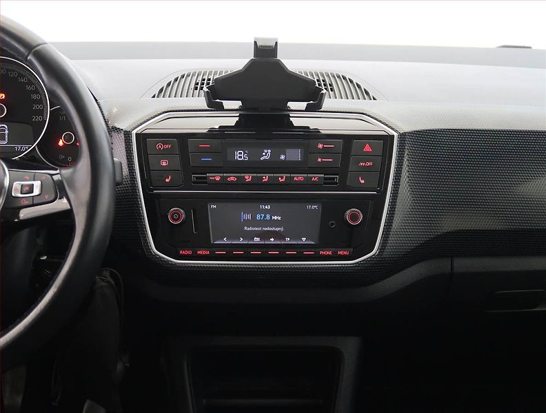 Volkswagen up! (2022) 1.0, Tempomat, Park. senzory - fotka 12 z 19