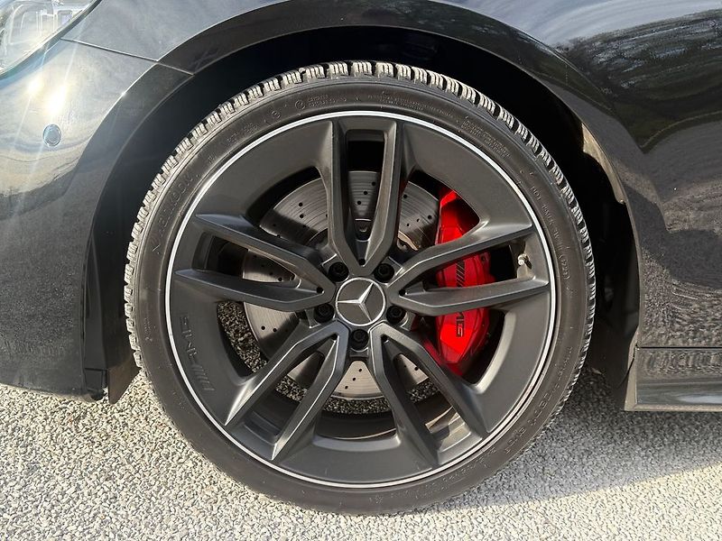 Mercedes-Benz Třídy E (2022) - fotka 90 z 91
