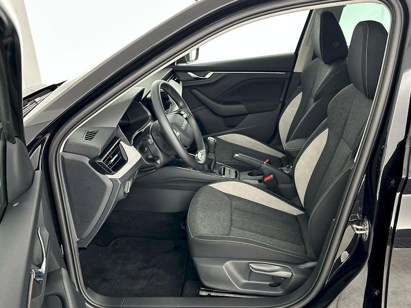 Škoda Scala (2025) 1.0TSI 85kW Top Selection - fotka 7 z 31