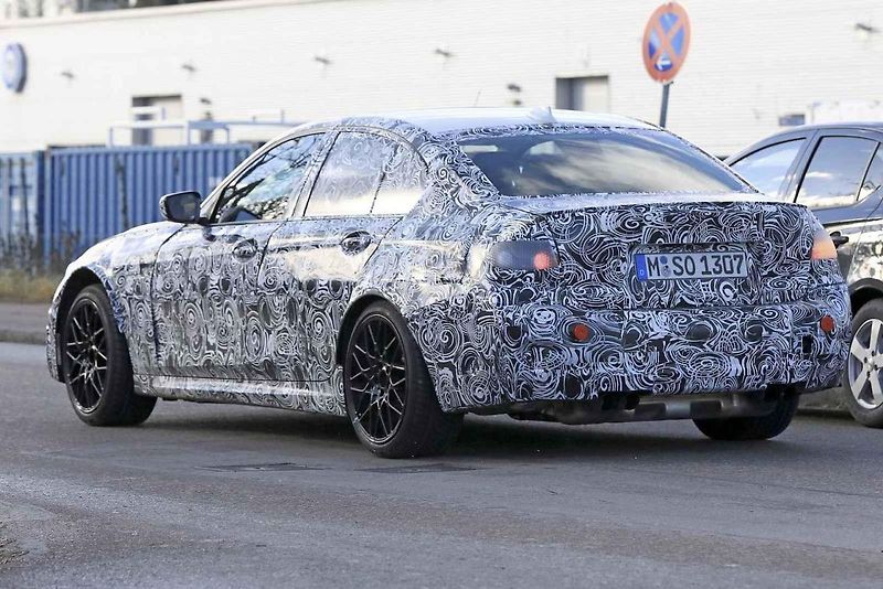 Nové BMW M3 bude lehčí než součásné BMW M3 CS.