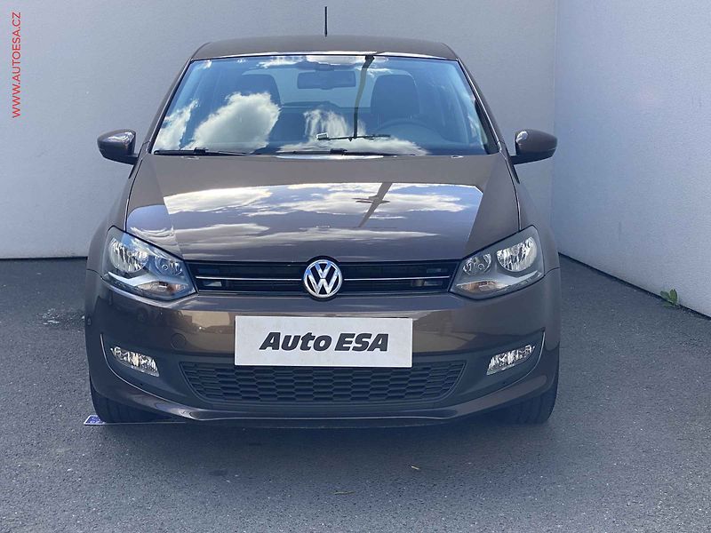 Volkswagen Polo (2012) 1.2 TSi, Comfortline, +kola - fotka 2 z 17