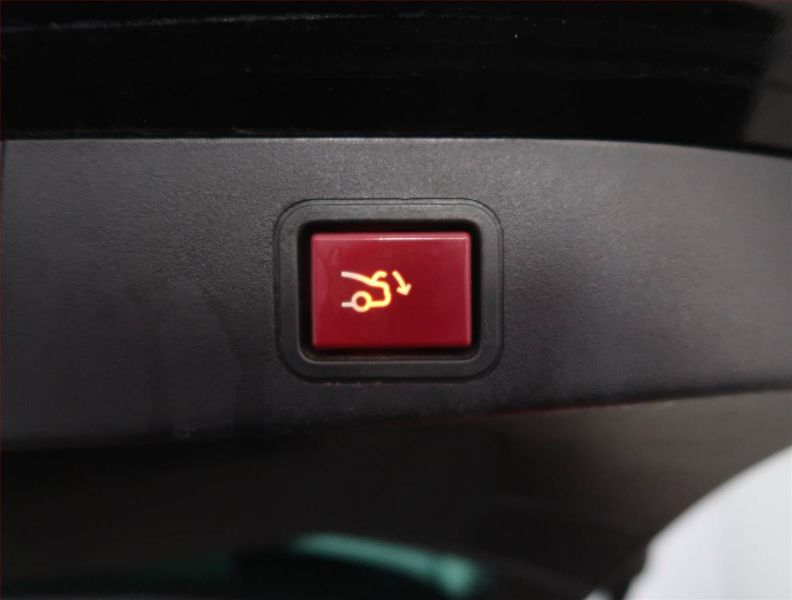 Citroën C5 (2011) 2.0 HDi, po STK, jezdí dobře - fotka 19 z 19
