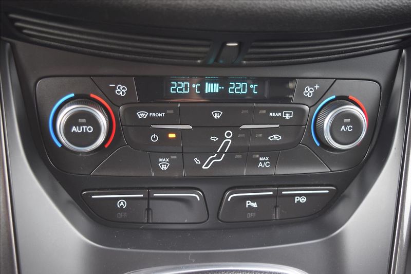 Ford C-MAX 1,0 I 92KW PO ROZVODECH ALU - fotka 46 z 53