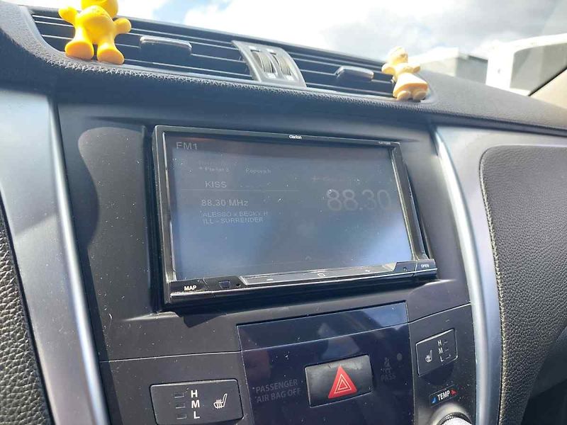 Suzuki Kizashi 2.4 4WD - fotka 37 z 59