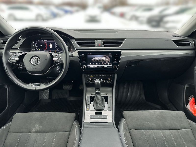 Škoda Superb (2023) Combi 2.0 TDI DSG Style + - fotka 5 z 28