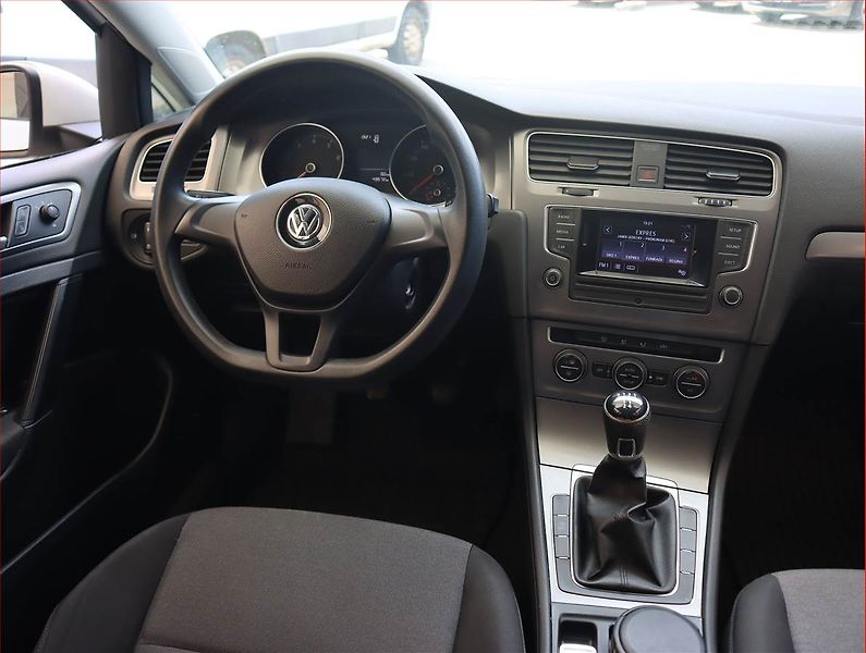 Volkswagen Golf (2013) Comfortline 1.2 TSI - fotka 7 z 15