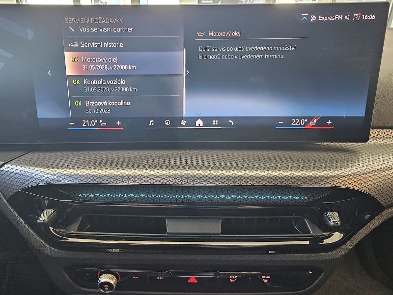BMW Řada 3 320d xDrive M paket - fotka 30 z 34