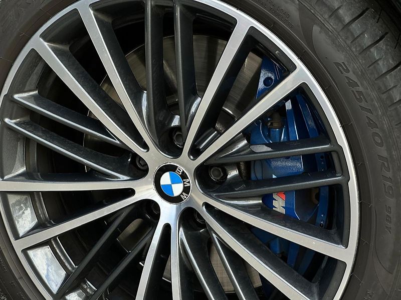 BMW Řada 5 540D xDrive Executive Pro LASE - fotka 13 z 24