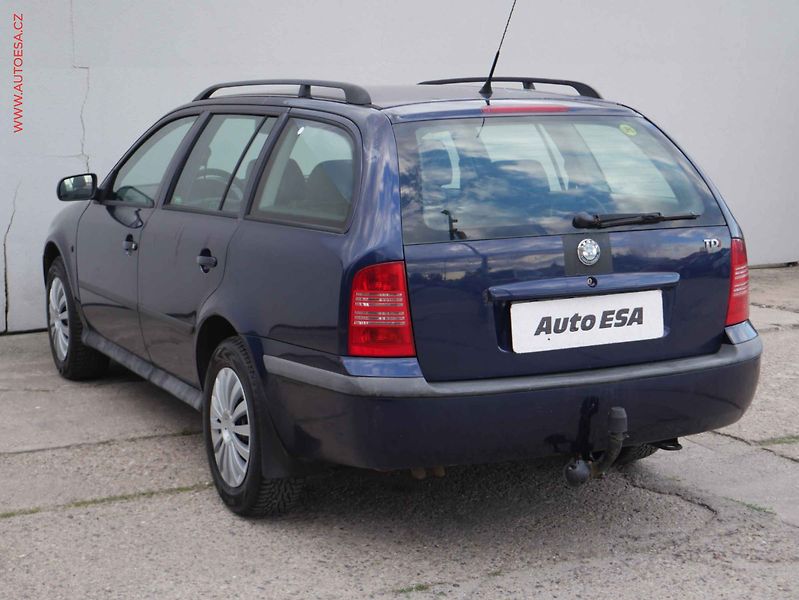 Škoda Octavia (2001) 1.6 i, AC, TZ, tempo - fotka 4 z 15