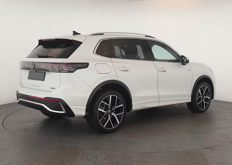 Volkswagen Tiguan TDI 4M R-Line Kůže Pano 360 IQ - fotka 4 z 18