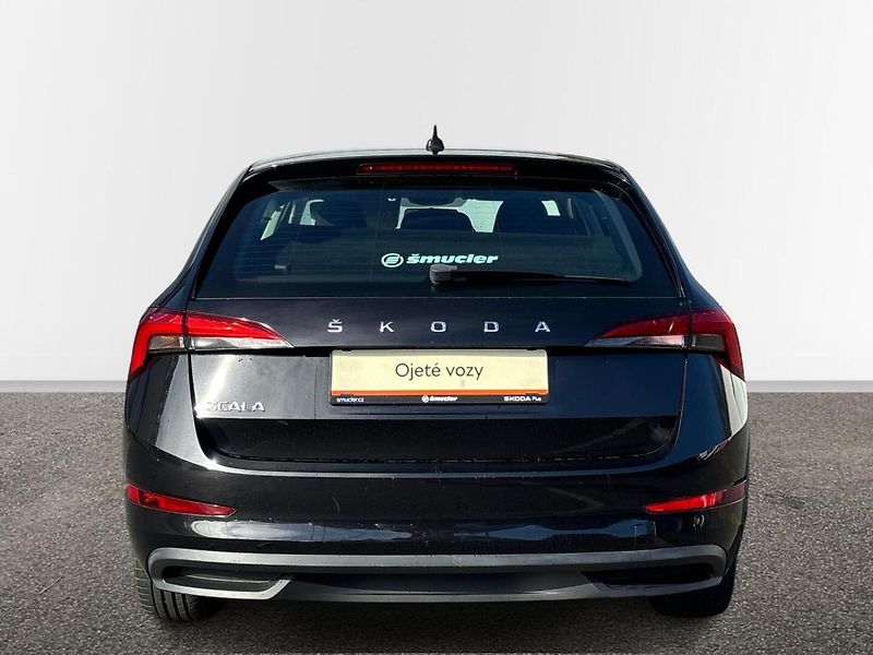 Škoda Scala Hatchback - fotka 17 z 24