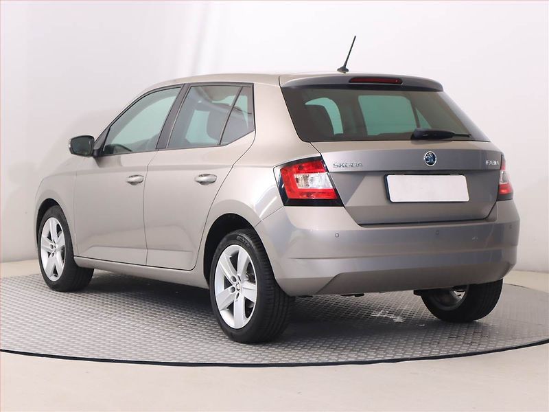 Škoda Fabia (2018) 1.0 TSI, Serv.kniha, Tempomat - fotka 4 z 21