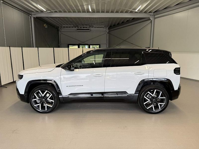 Jeep Compass (2026) Summit e-Hybrid Plug-in 225k e - fotka 2 z 24