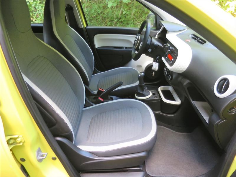Renault Twingo 1,0 - fotka 11 z 20
