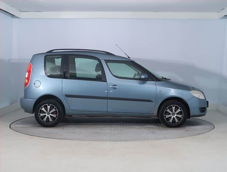Škoda Roomster (2008) Comfort 1.2 12V, po STK - fotka 6 z 14