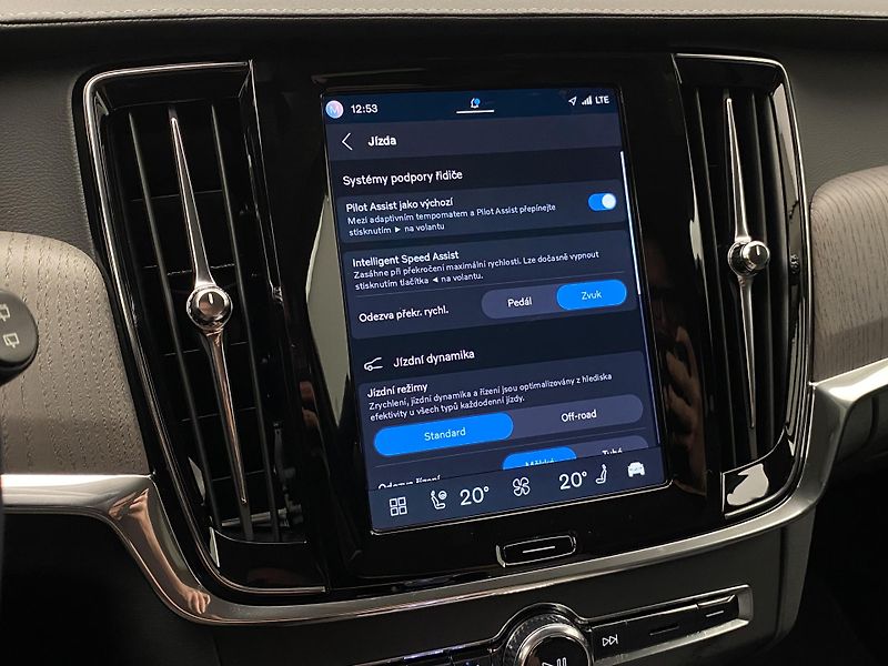 Volvo V90 CC B5 AWD BRIGHT PLUS AUT - fotka 49 z 63