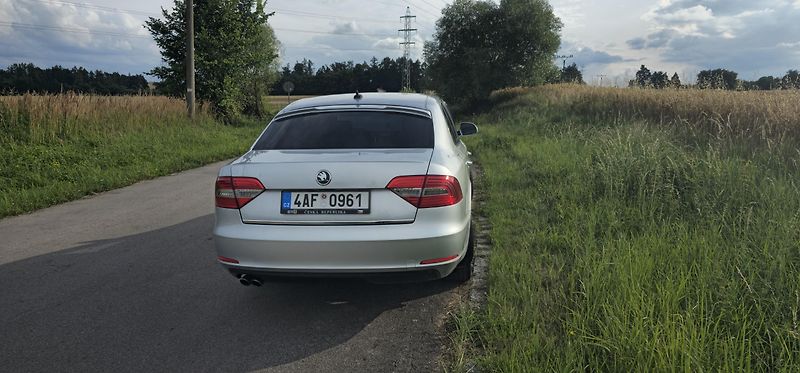 Škoda Superb (2015) Škoda Superb II Facelift 2.0 - fotka 4 z 21