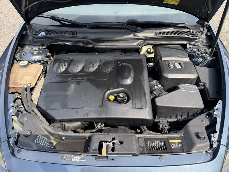 Volvo V50 2.0 D - fotka 20 z 20