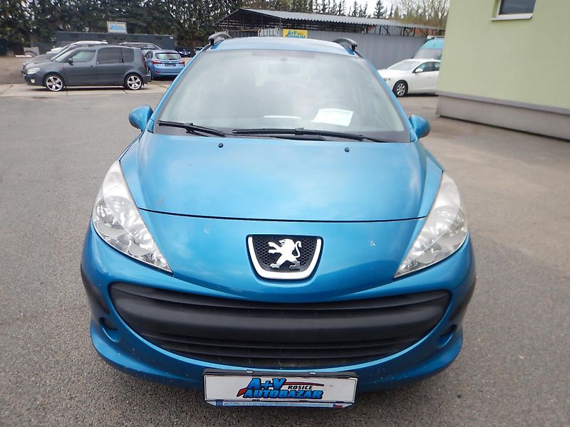 Peugeot 207 1.6 Hdi - fotka 6 z 10