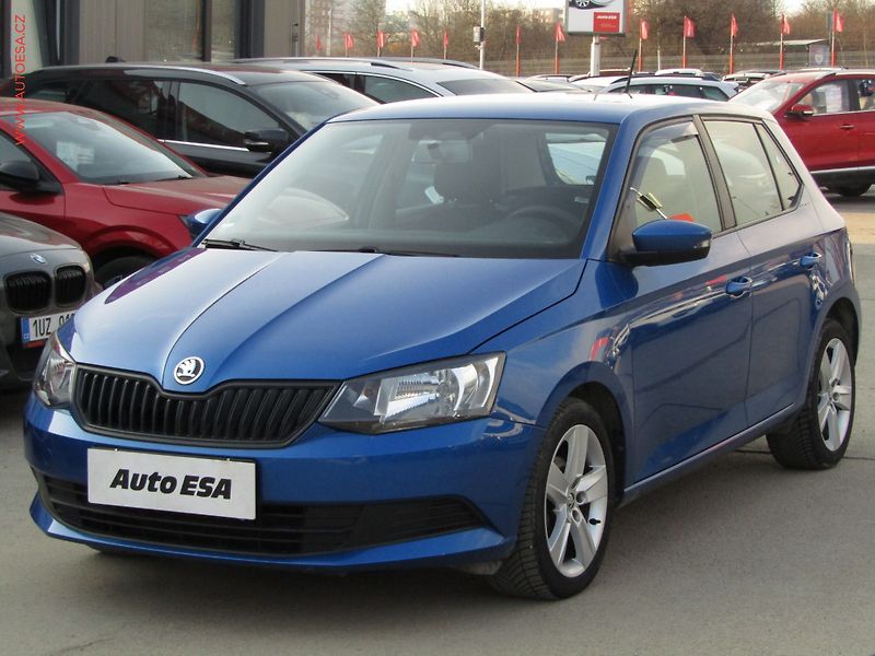 Škoda Fabia (2017) 1.2 TSi, Active, park. čidla - fotka 3 z 15