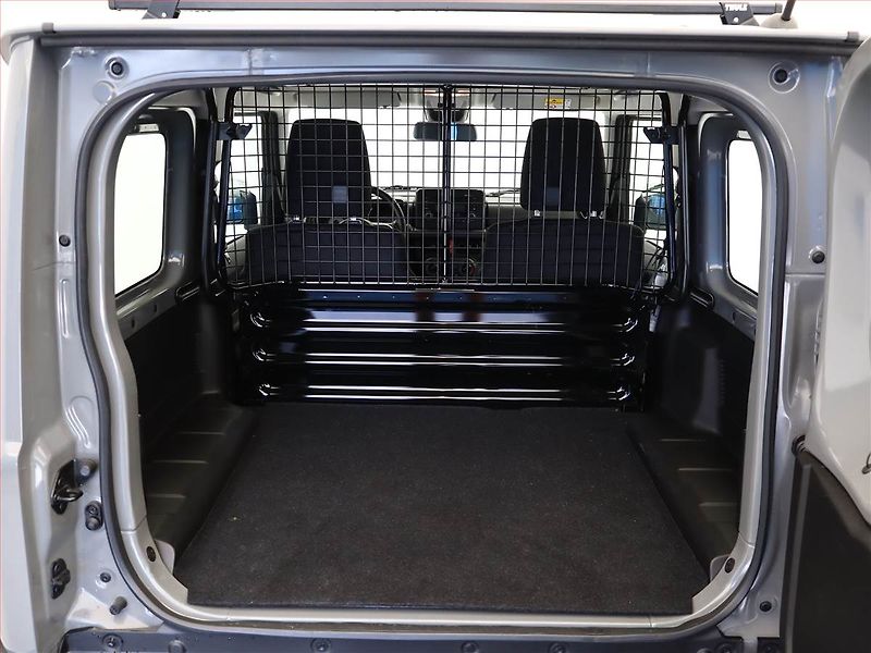 Suzuki Jimny (2024) 1.5 AllGrip - fotka 10 z 15