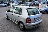 Škoda Fabia (2005) 1.4i REZERVACE - náhled 4