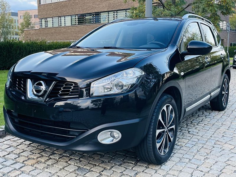 Nissan Qashqai 2.0i +2 MAN 1MAJ TAŽNÉ KAMERA - fotka 4 z 46