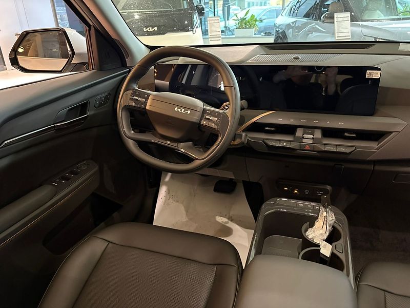 Kia EV5 4x2 L.E. 160 KW + 81,4 KWH - fotka 13 z 20