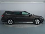 Volkswagen Passat (2017) 2.0 TDI, 4X4, Automat - náhled 6