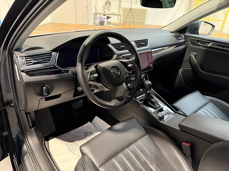 Škoda Superb 2.0 TDI 147kW L&K 4x4 DSG - fotka 5 z 17
