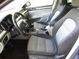 Škoda Superb (2011) 2.0 TDI CR 103kW - náhled 19