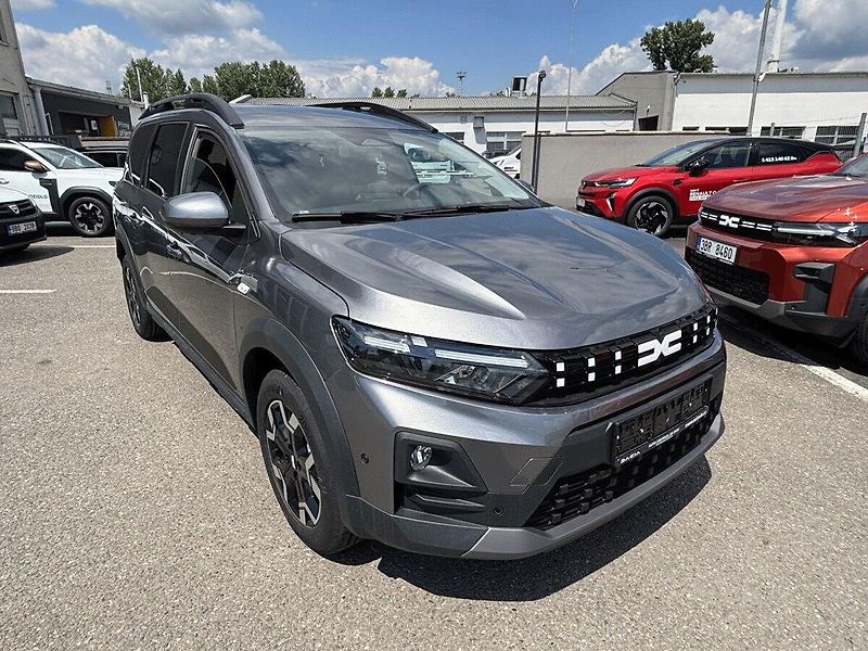 Dacia Jogger (2026) Journey TCe 110 5 míst - fotka 7 z 13