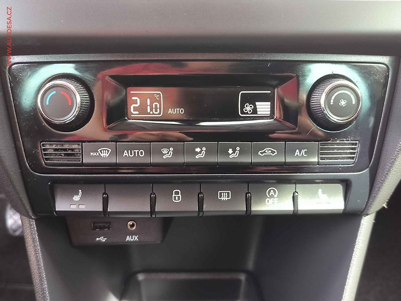 Škoda Rapid (2015) 1.2 TSi, ScoutLine - fotka 14 z 20