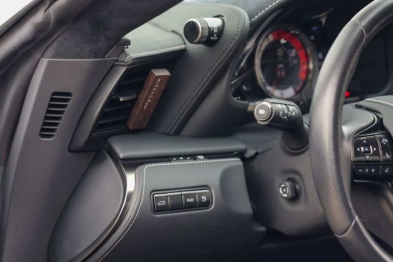 Lexus LC 500 500 BESPOKE - fotka 18 z 32