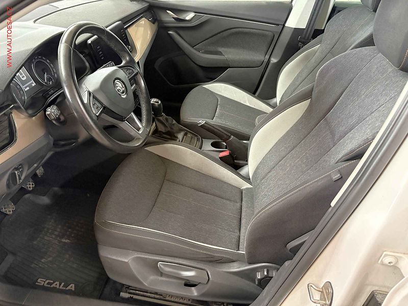 Škoda Scala (2020) 1.6 TDi, ČR, Style - fotka 9 z 15