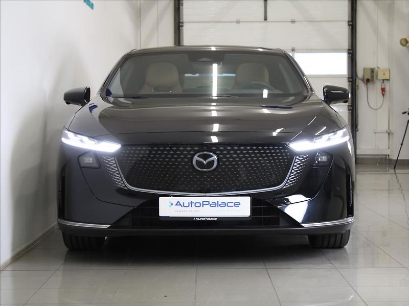 Mazda 6e 0,0 68kWh 190kW Takumi PLUS ČR - fotka 2 z 32