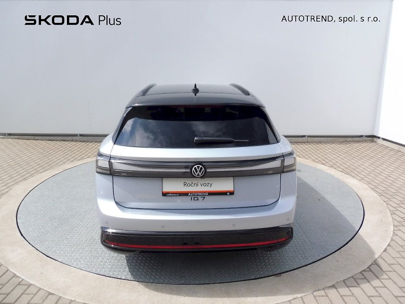 Volkswagen ID.7 Tourer (2026) Pro S People 210 kW, kap. 86 k - fotka 30 z 32