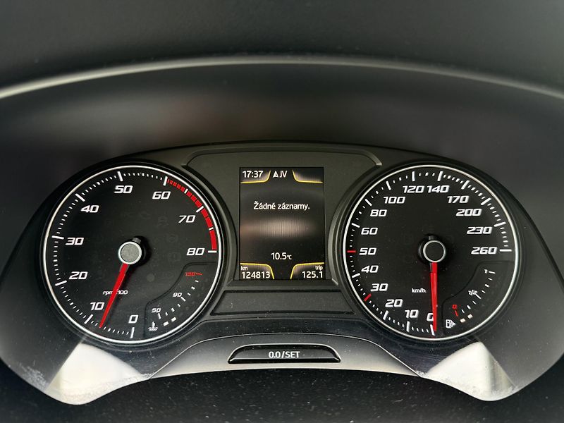 Seat Leon 1,4 TSI 90kW ST Navi AKCE ! - fotka 22 z 28