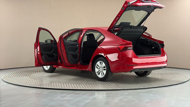 Škoda Octavia 1.5 TSI Ambition - fotka 7 z 25