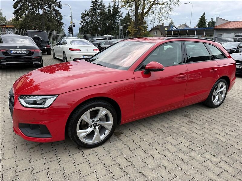 Audi A4 Avant 40 tdi quattro S-trinic - fotka 8 z 27