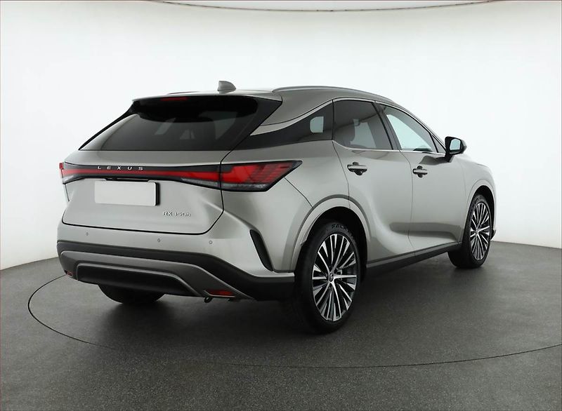 Lexus RX 400h (2024) 350h - fotka 5 z 20