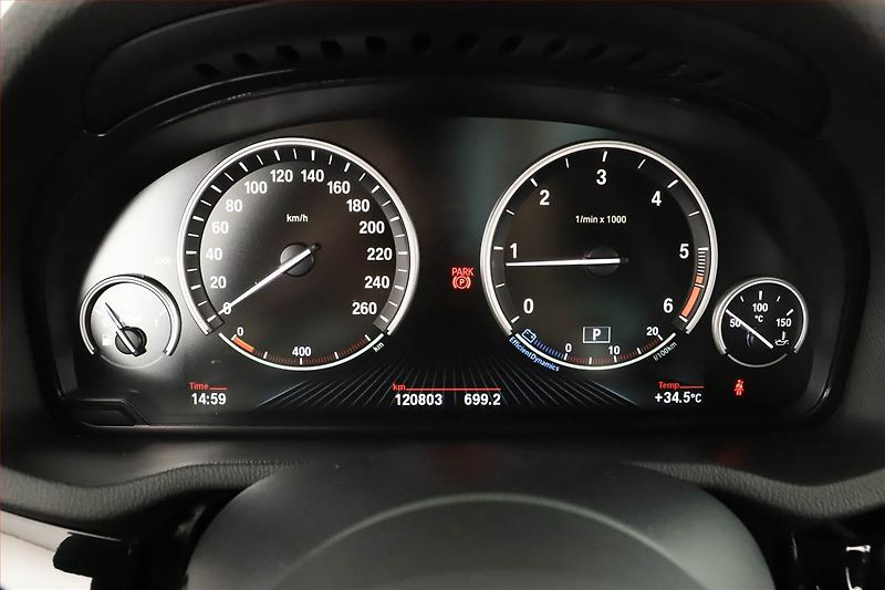 BMW X4 (2016) xDrive20d - fotka 8 z 17