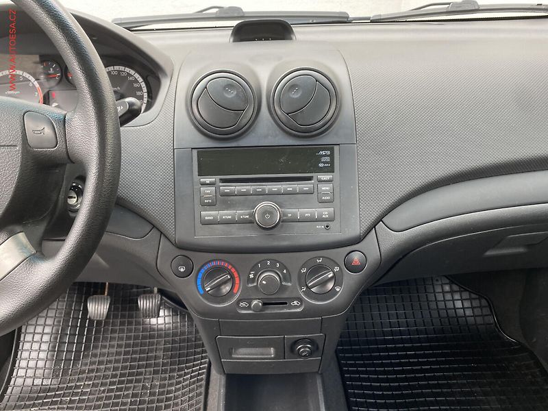 Chevrolet Aveo (2008) 1.2 i, ČR, STK4/28 - fotka 12 z 15