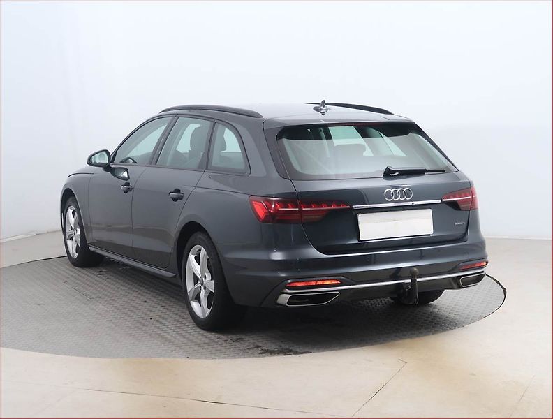 Peugeot 5008 (2018) 2.0 BlueHDi, Kůže, Navi - fotka 4 z 20