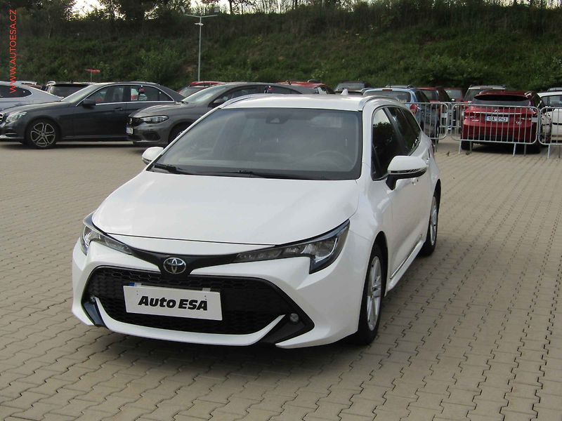 Toyota Corolla (2019) 1.2i, 2.maj,ČR, LED, TZ, ČR - fotka 3 z 19