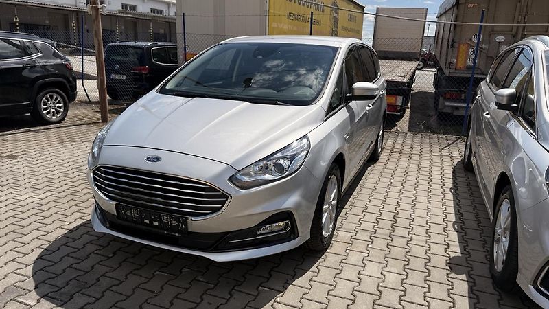 Ford S-MAX (2023) 2.5 HEV,HYBRID,REZERVOVÁNO - fotka 28 z 36