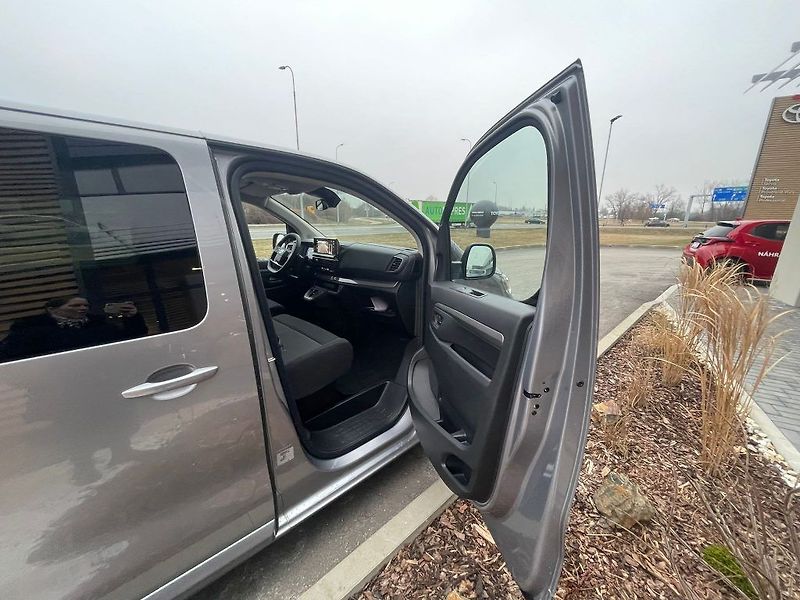 Toyota ProAce Verso 2.0D Automat L2 Business Comfo - fotka 28 z 30