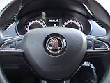 Škoda Octavia (2018) 1.6 TDI, Navi, Tempomat - náhled 17